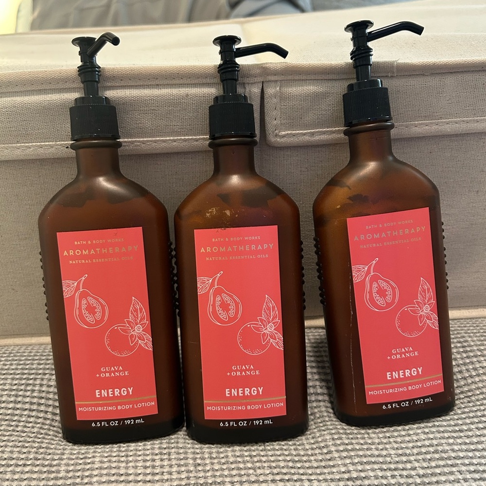 NWT BBW therapy Energy Guava Orange Body Lotion
